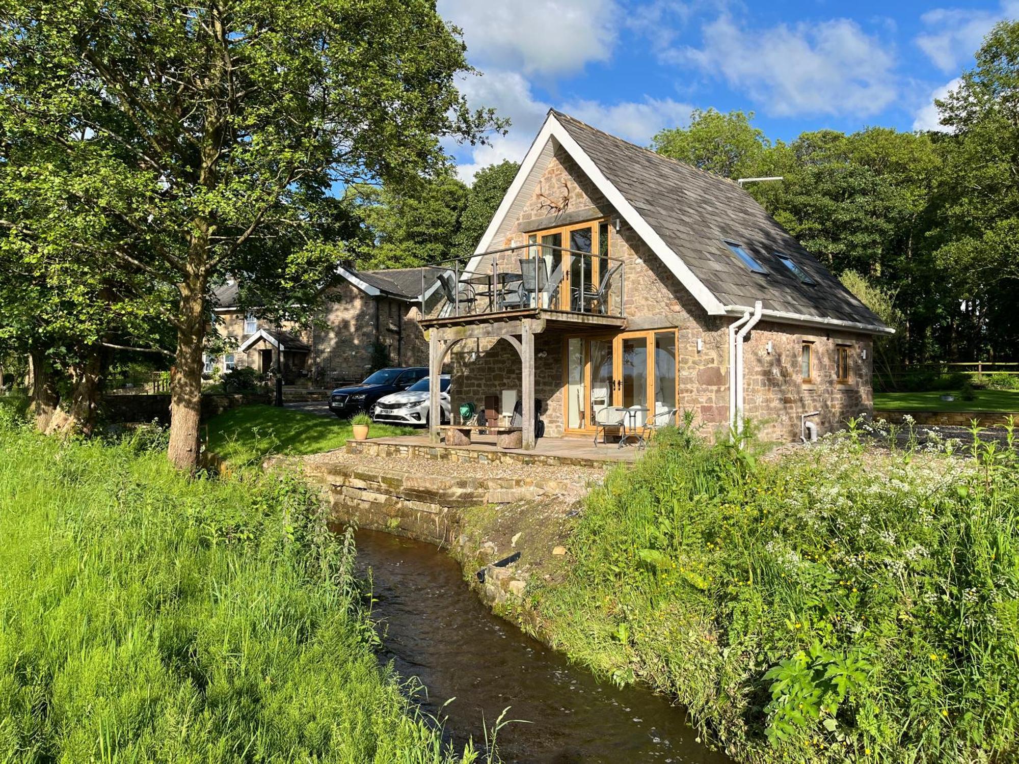 Cosy Alpine Cottage In The Heart Of Lancashire Catterall Eksteriør bilde